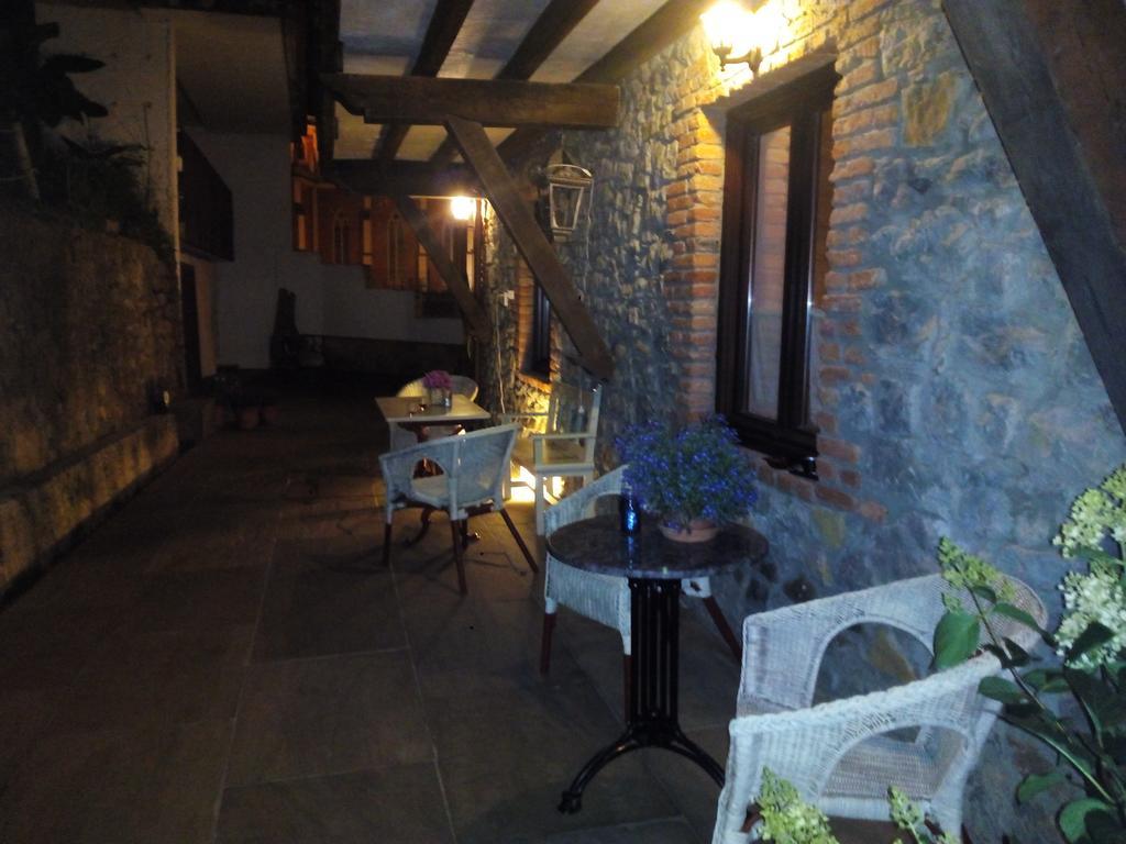 Posada Las Mananitas Cobreces Exterior photo